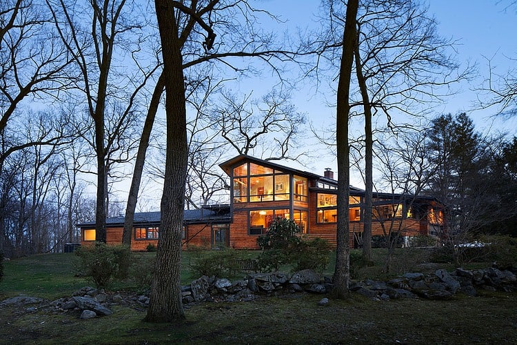 Contemporary Ranch Style Residence Inspiring a State of Well-Being