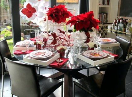 10 Unforgettable Holiday Table Settings item-thumbnail