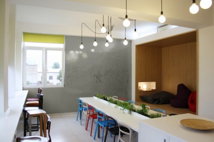 An Office Design That Promises To Beat Your Monday Blues: iQuest In Romania item-thumbnail