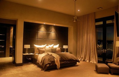 How to Create a Five Star Master Bedroom item-thumbnail