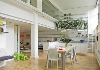 Corsica Street Apartment, For Rent in London item-thumbnail