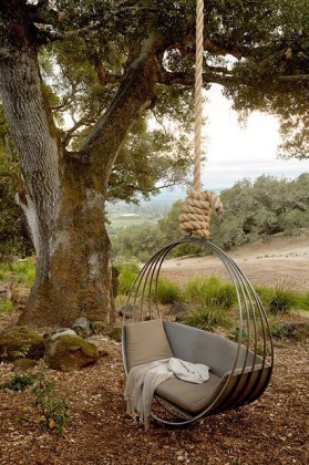 Serenity in the Garden: Lazy Days of Summer item-thumbnail
